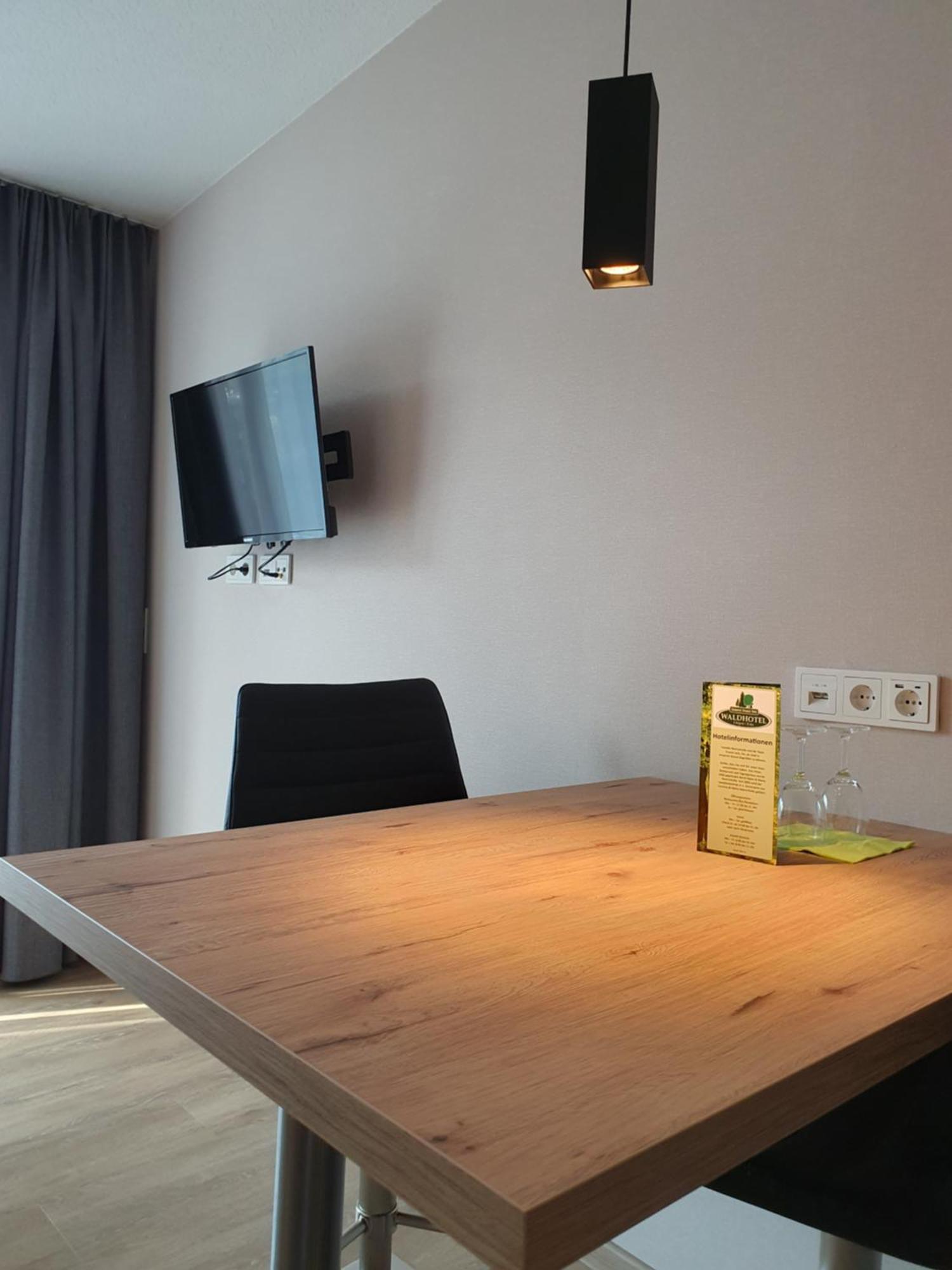 Waldhotel Lingen Bagian luar foto